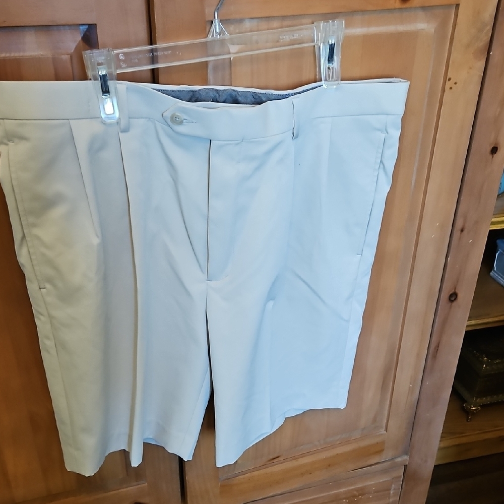 Daniel Cremieux Classic Ivory/Light Gray Men's Golf Shorts